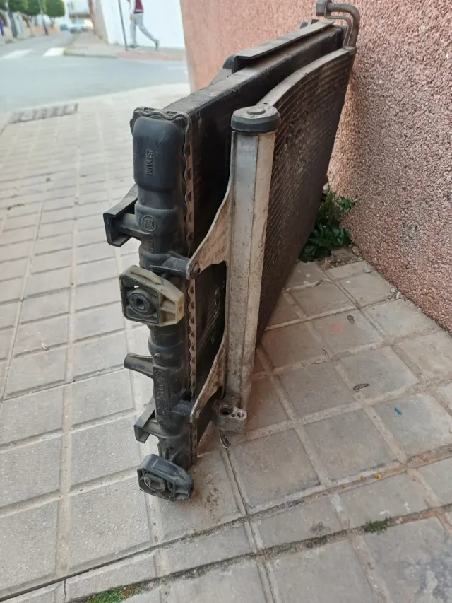 Radiador Volkswagen Polo 9n