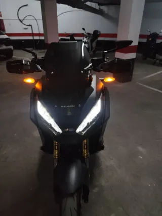 Honda X-ADV Negra Automática