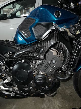 OFERTA!!! Chasis de Carbono Yamaha MT 09