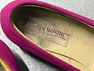 Zapatos salón Pepe Herrero tacón medio fucsia