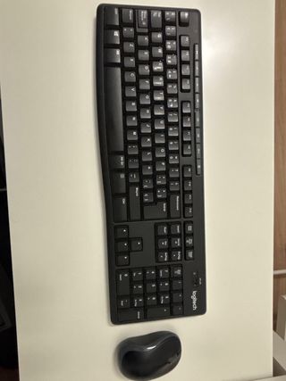Teclado Logitech K270 y Mouse M185 Negro