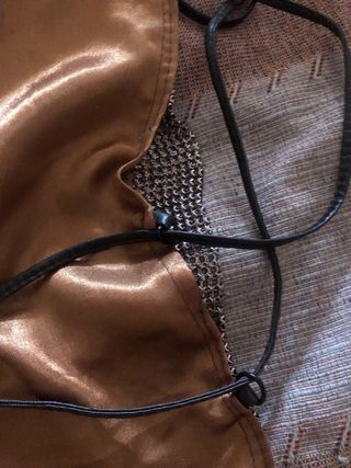 Top fiesta malla metálica de aluminio dorado