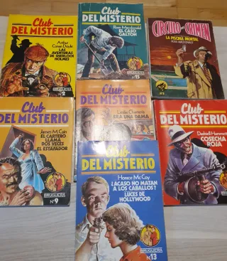 Lote de siete novelas cómic policíacas de los 80