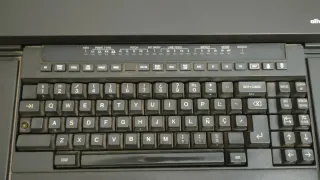 Máquina de escribir Olivetti ETV 240