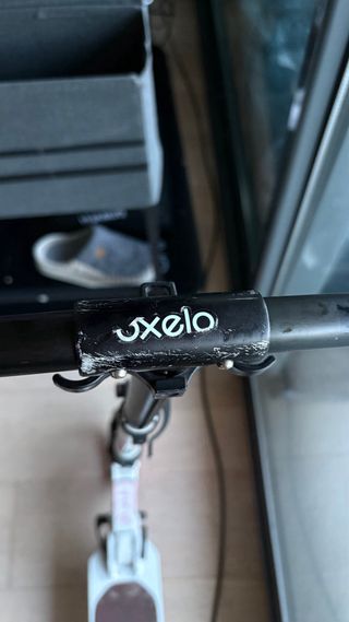 Patinete infantil rosa y blanco