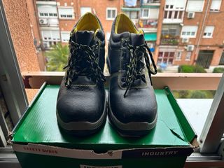 Botas de seguridad bajas ISSALINE