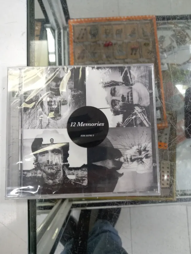 CD 12 Memories