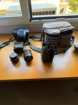 Vendo Canon T70 Cámara Analógica Completa