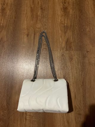 Bolso blanco pequeño Pull&Bear