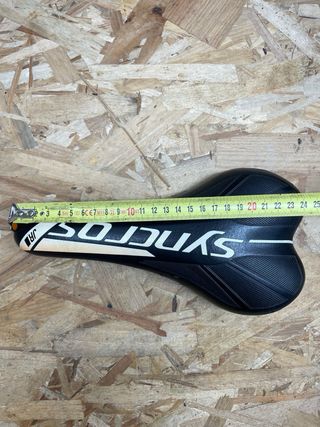 Sillín Syncros Negro.