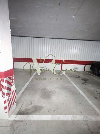 Garaje en alquiler en Paseo Marítimo de Levante en Vélez-Málaga