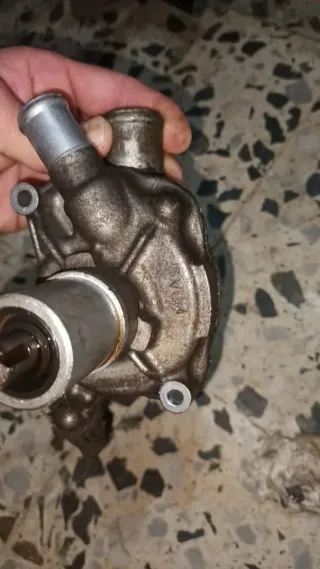 Bomba de agua Honda VT 750 Shadow Original