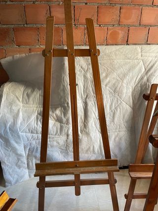 Caballetes de madera para pintar
