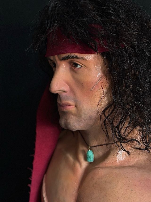 Busto Rambo II Life Size