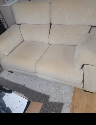 Sofá de 2 plazas beige