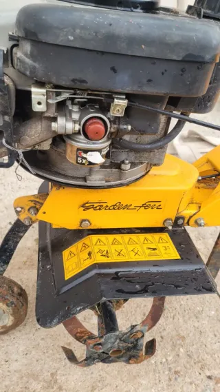 Motoazada Garden Ferr Prisma 37 gasolina 4 tiempos