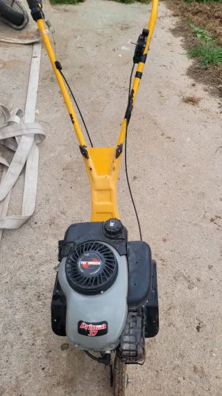 Motoazada Garden Ferr Prisma 37 gasolina 4 tiempos