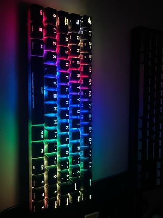 Teclado Mecánico ROG Falchion 65% RGB
