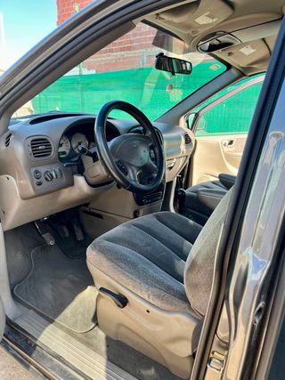 Chrysler Voyager 2003