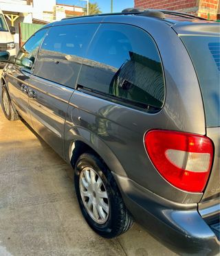 Chrysler Voyager 2003