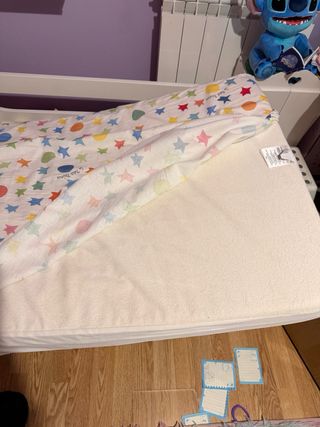 Cama infantil 70x140 cm + regalos