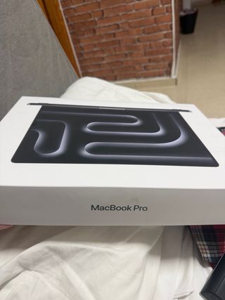 Portátil MacBook pro M5  14 pulgadas