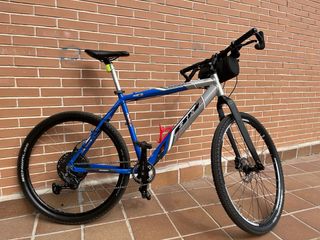 Bicicleta BH Gravel L Monoplato 10v