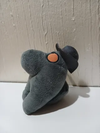 Peluche gris con sombrero 14/15 cm