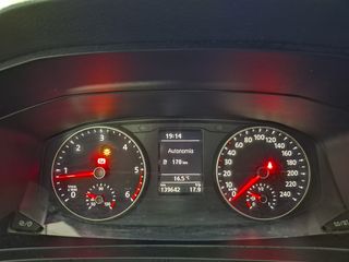 VOLKSWAGEN Transporter Furgon Corto TN 2.0 TDI 110