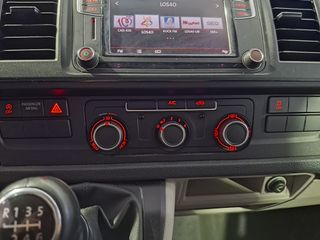 VOLKSWAGEN Transporter Furgon Corto TN 2.0 TDI 110