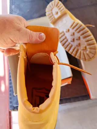 BOTAS NEWKERS HOMBRE NUMERO 45 A ESTRENAR