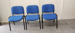 Sillas de oficina azules 12€ Unidad