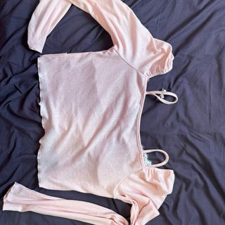 Camisa rosa manga larga con encaje