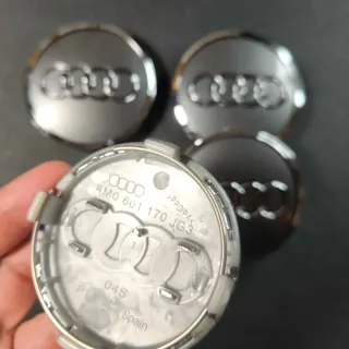 TAPABUJES AUDI 61mm PLATA - EMBLEMA LLANTAS AUDI