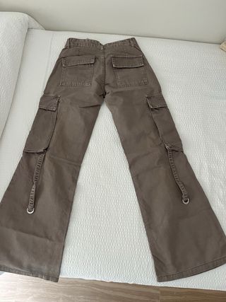 Pantalón cargo Zara marrón Talla 34/ xs