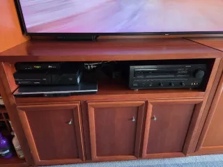 Salon completo + vitrina