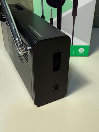 Radio Portátil Sony ICF-P36 FM/AM