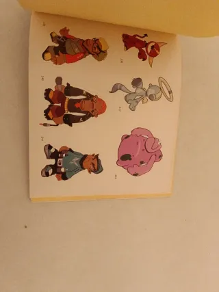 Libro de pegatinas Bomb Studio Rarekwai