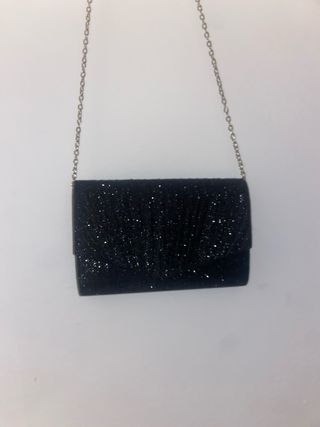 Bolso de fiesta negro con cadena