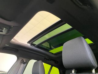 BMW X2 sDrive Advantage 18i 1.5 136CV Auto Negro