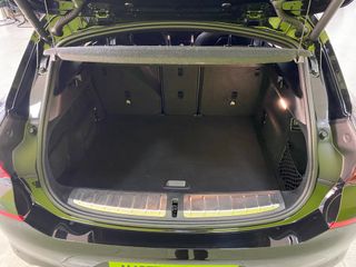 BMW X2 sDrive Advantage 18i 1.5 136CV Auto Negro