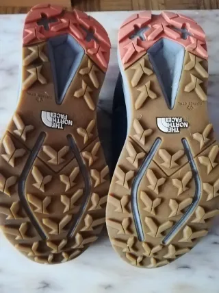 Botas de senderismo The North Face azules