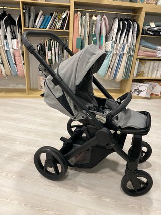 Mutsy Evo Carro y Silla de Paseo Gris
