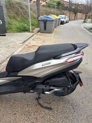 Piaggio MP3 400HPE