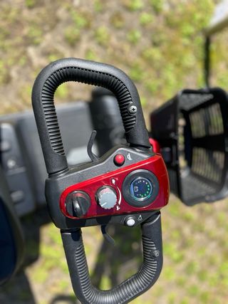 Scooter movilidad reducida Pride Mobility