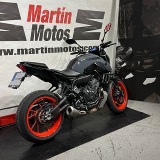 YAMAHA MT-07