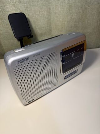 Radio Sanyo RP-6165F AM/FM Portátil