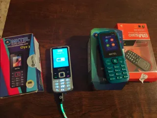 Lote 4 Móviles con 4 sim