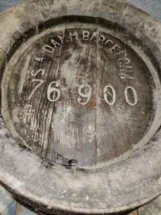 Barril antiguo DAMM