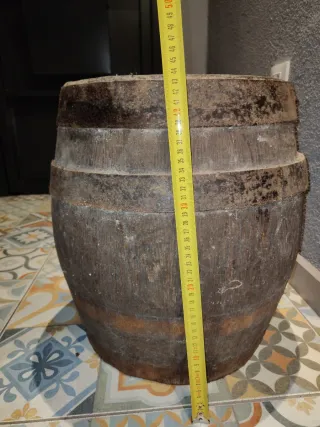Barril antiguo DAMM